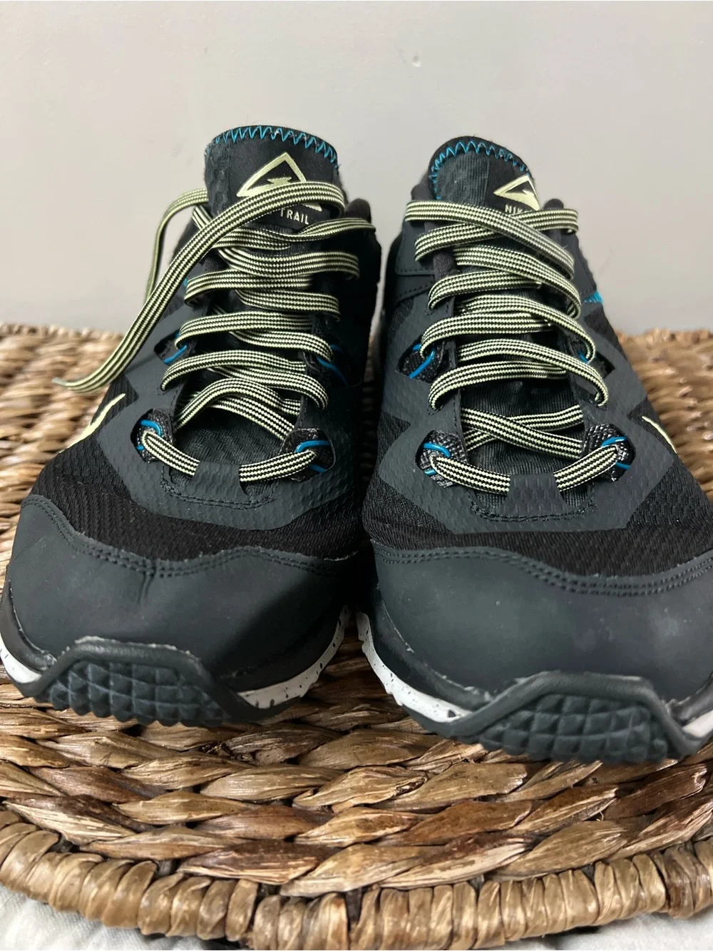 Nike trail SC 2 women’s 11 mint condition